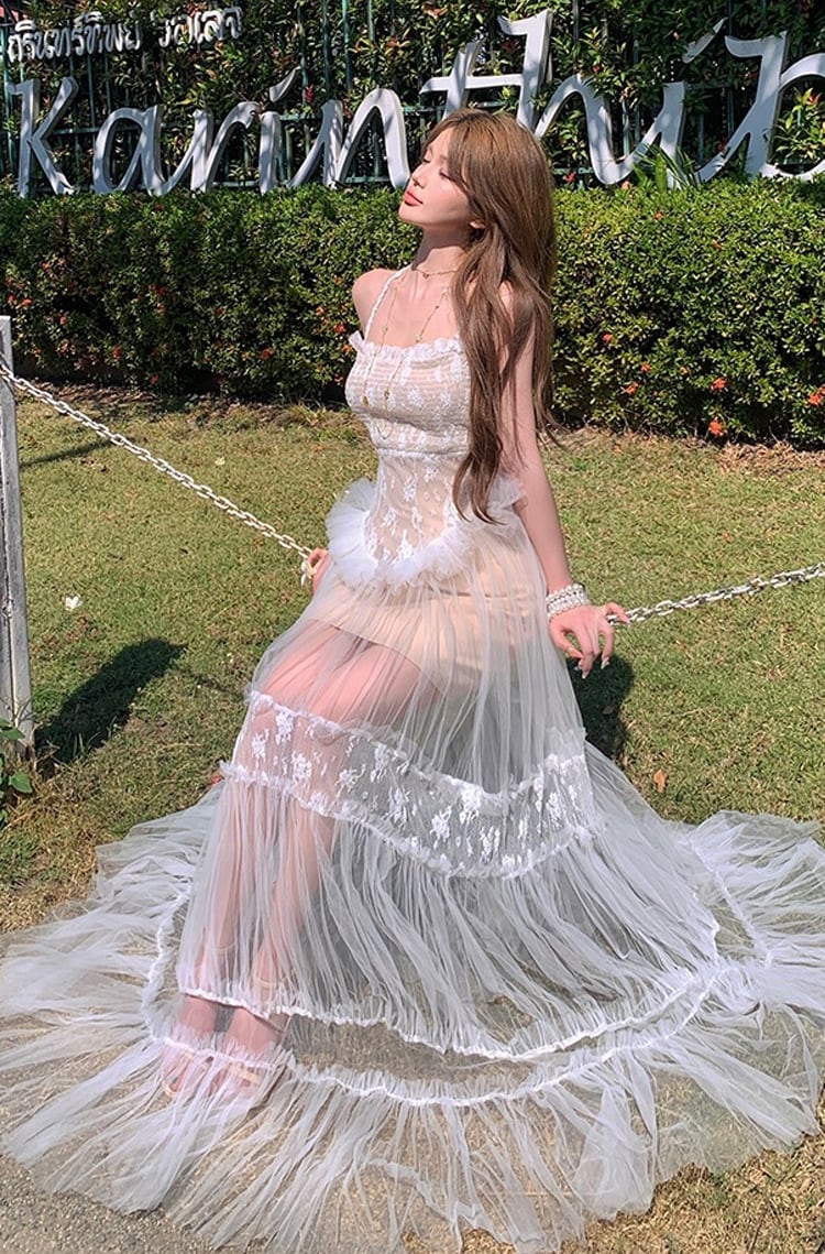 【dress】ホルターネックシアーチュールティアードワンピース Q8484