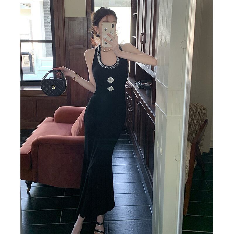 【dress】ビジューホルターネックワンピース　M29726