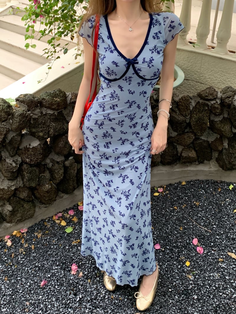 【dress】Vネック花柄ワンピース　M24058