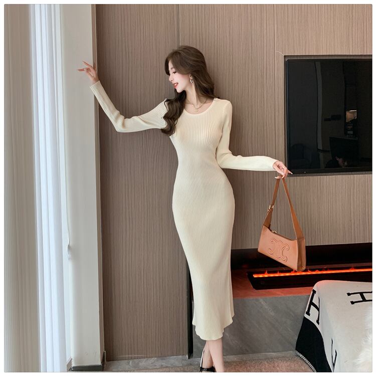 【dress】スリットニットワンピース　M18816