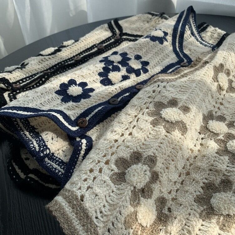 【tops】カットワークニットベスト　M29420