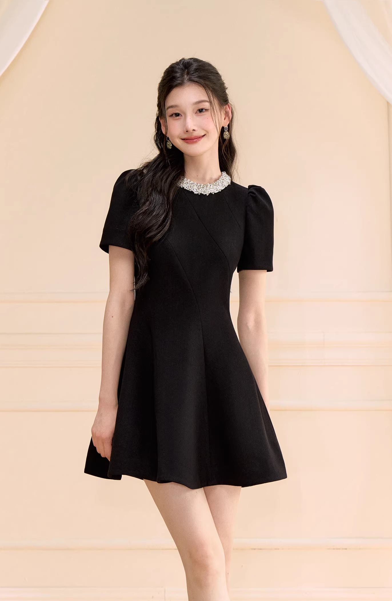 【dress】パール付きAラインフレアワンピース Q8463