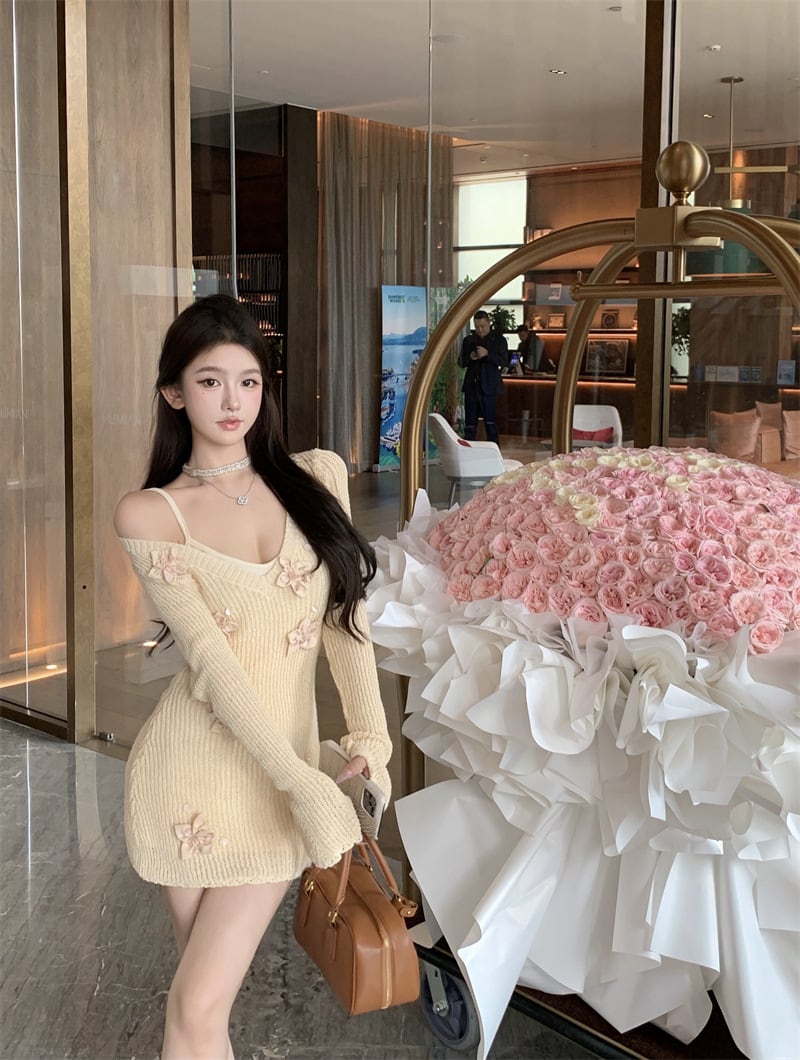 【dress】立体フラワーニットワンピースキャミソール付き　M28428