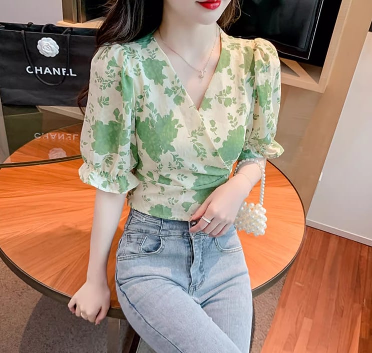 【tops】Vネック花柄ブラウスG20927