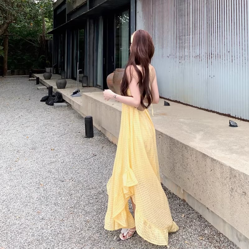 【dress】オープンバックホルターネックワンピース Q8316