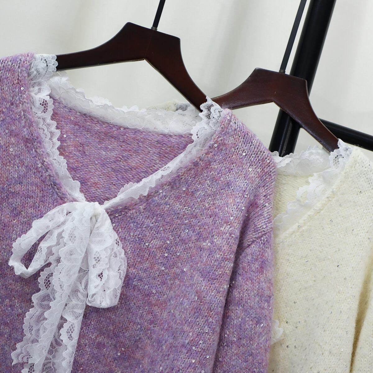 【tops】レース切り替えニットセーター　M28399