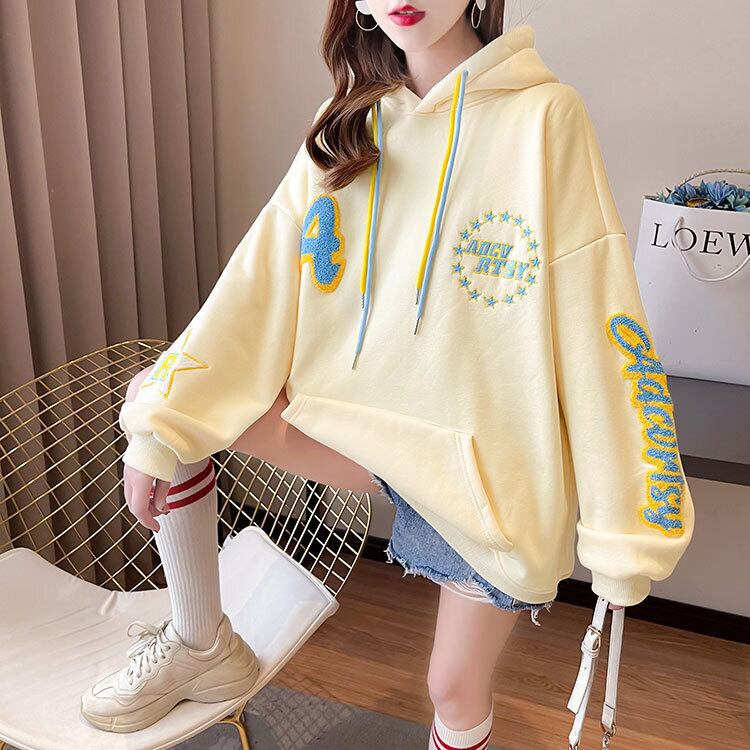 【tops】刺繍フーディーパーカー　M18641