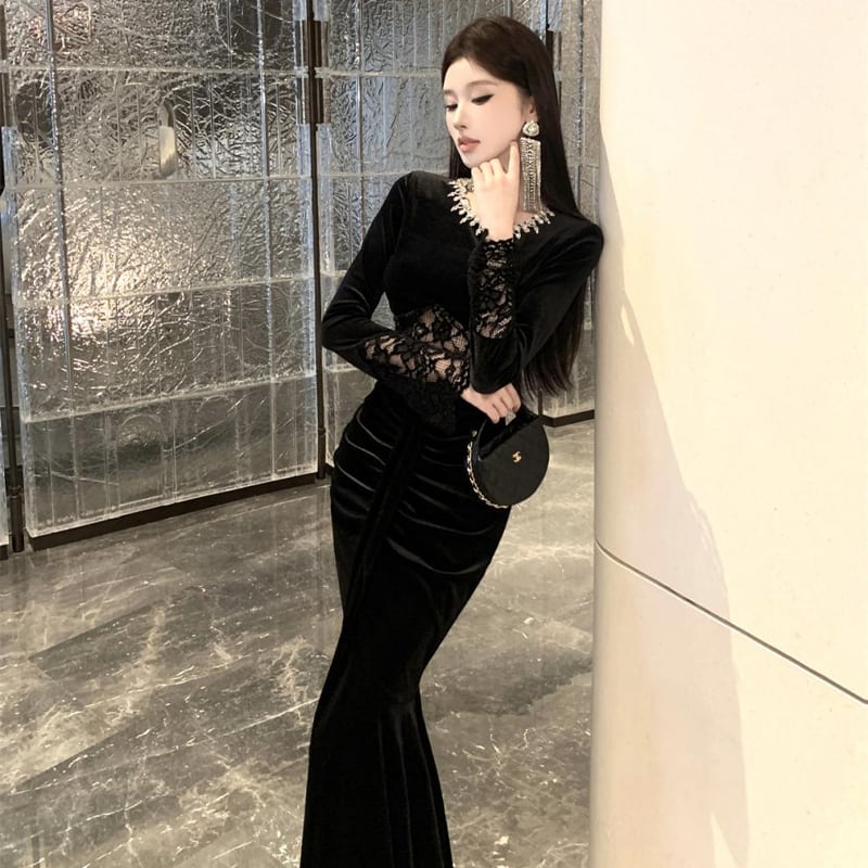 【dress】スパンコール付きレースドッキングベルベットワンピース Q7424