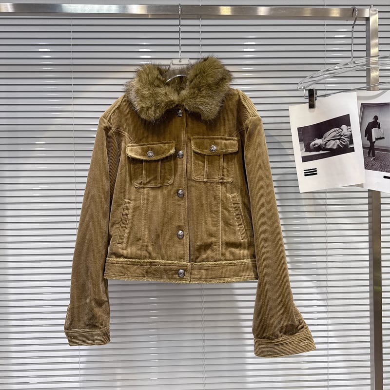 【outer】ファー付きコーデュロイ中綿ジャケット Q7458
