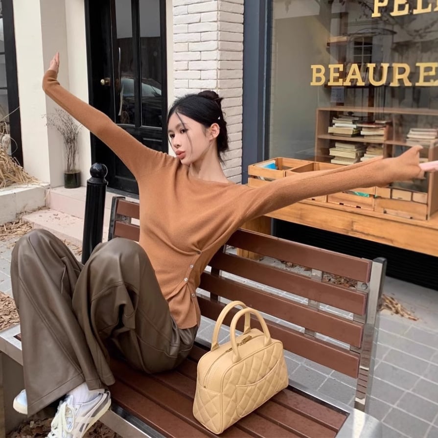 【tops】ボタンデザインニットトップス　M27950