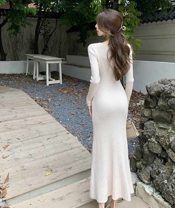 【dress】Vネックロングニットワンピース Q7050