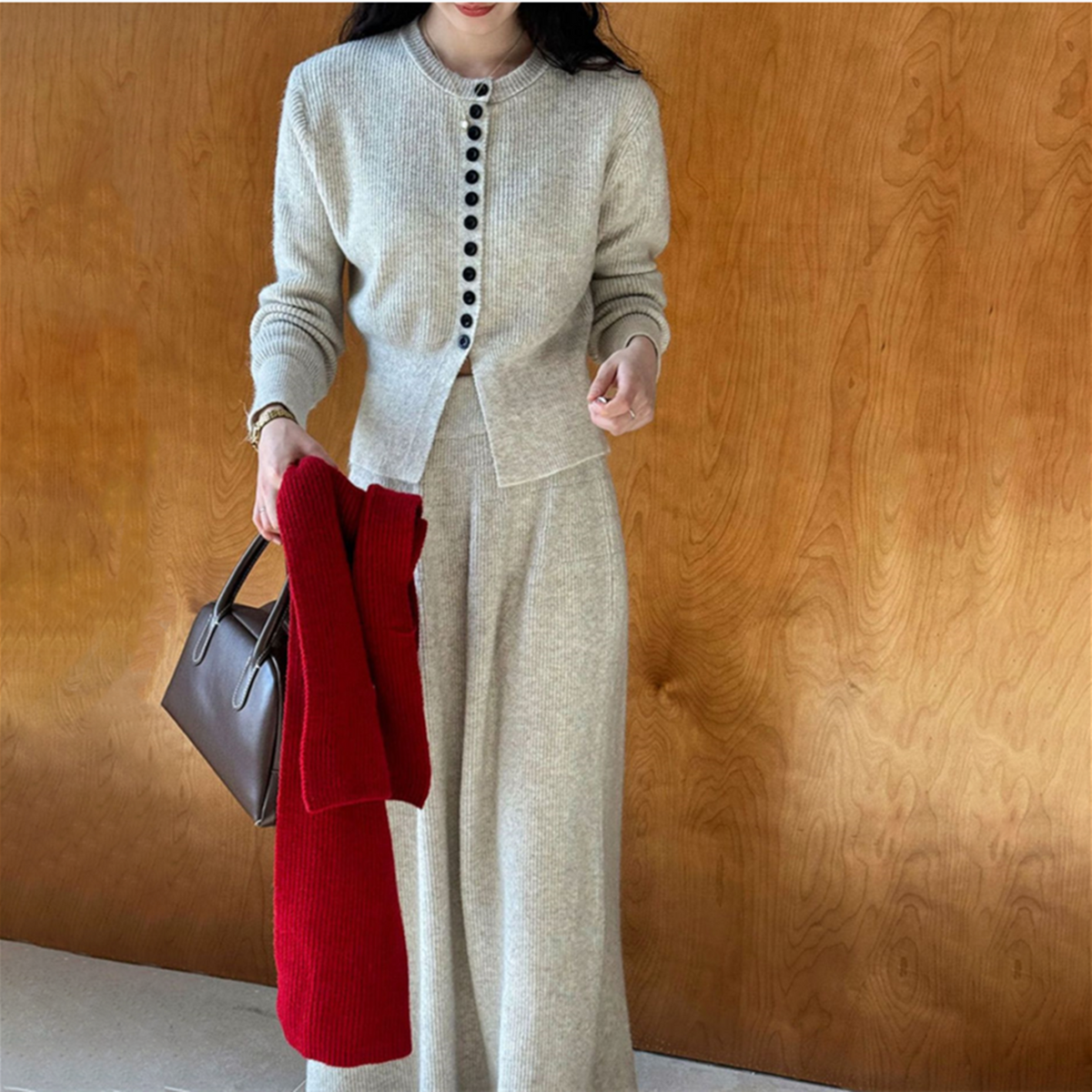 【set】ニットカーデ×ロングスカートセット　M25604