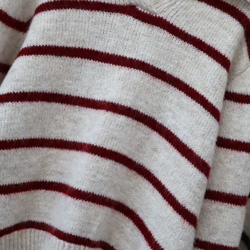【tops】ボーダー柄ニットセーター　M27522