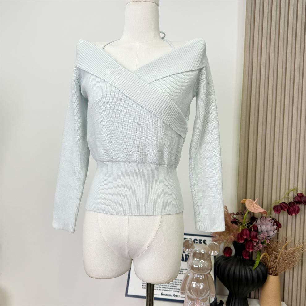 【tops】Vネックオフショルダーニットトップス　M28943