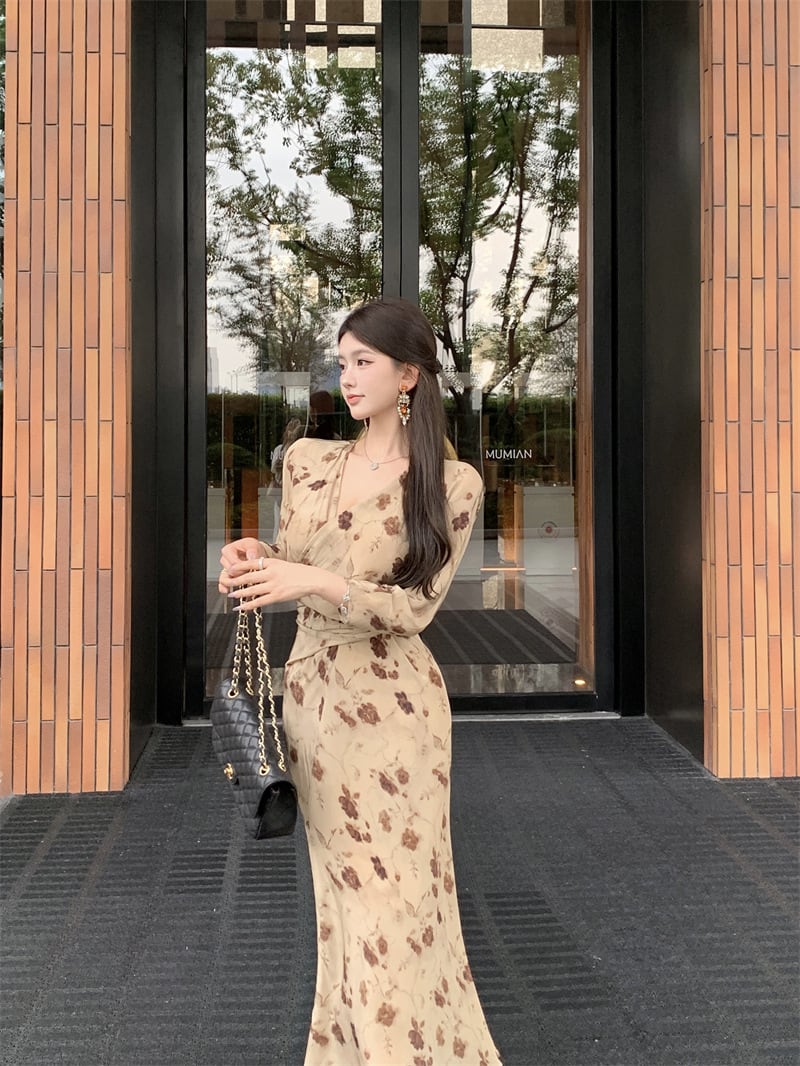 【dress】Vネックワンピース　M27994