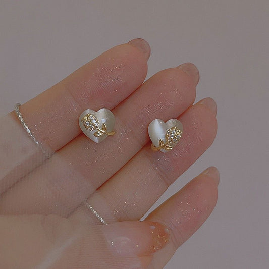 【小物】ハート柄ピアスアクセサリーF7802