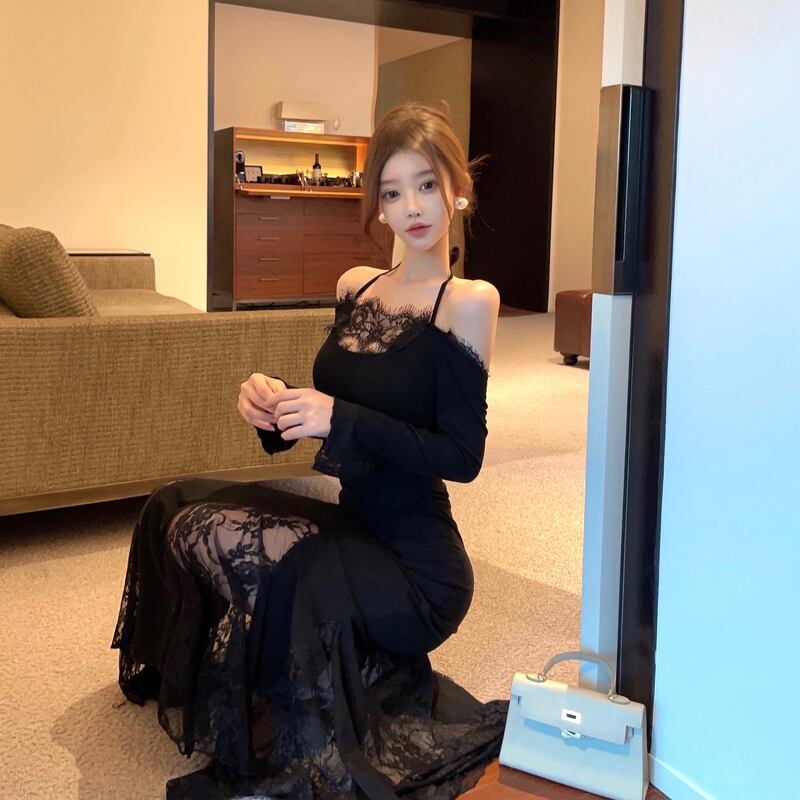 【dress】ホルターネックレースドッキングワンピース Q7884