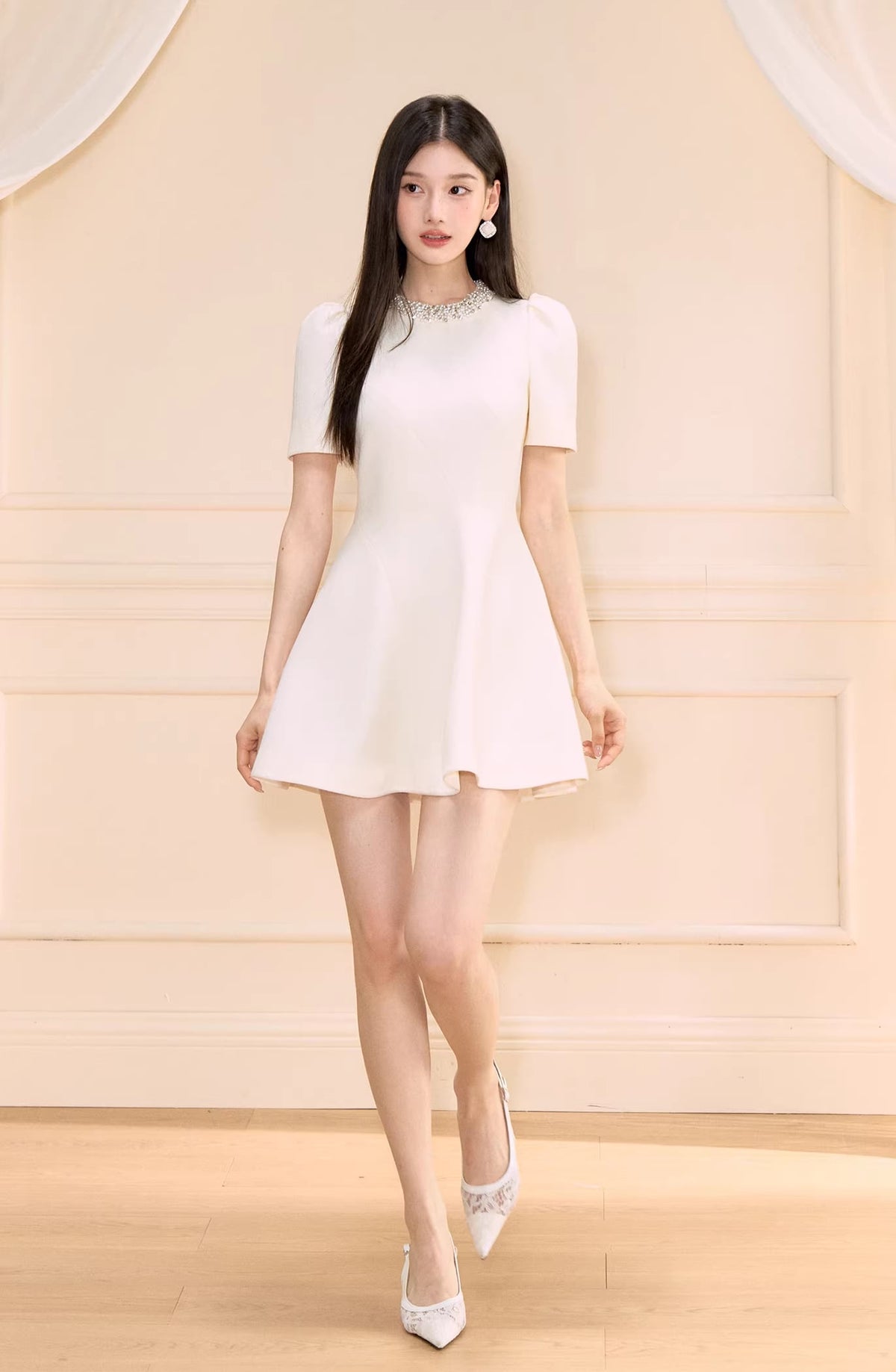 【dress】パール付きAラインフレアワンピース Q8463