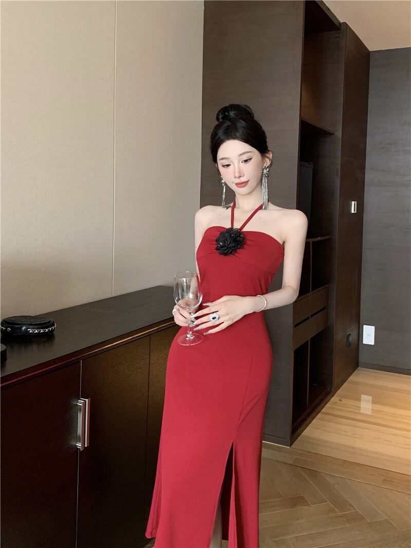 【dress】フラワー付きホルターネックワンピース Q8086