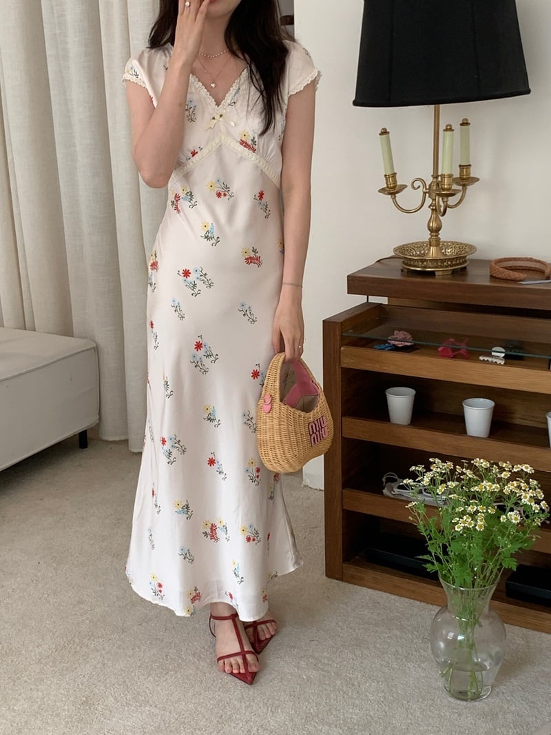 【dress】Vネックワンピース　M24468
