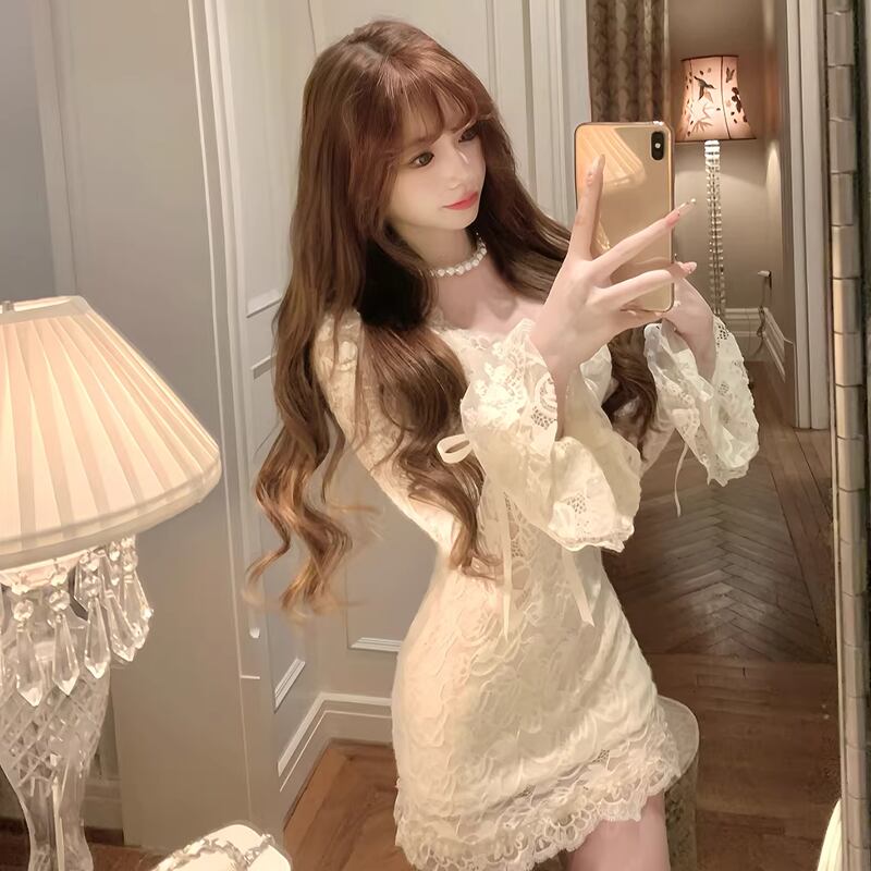 【dress】Vネックレースワンピース Q7734