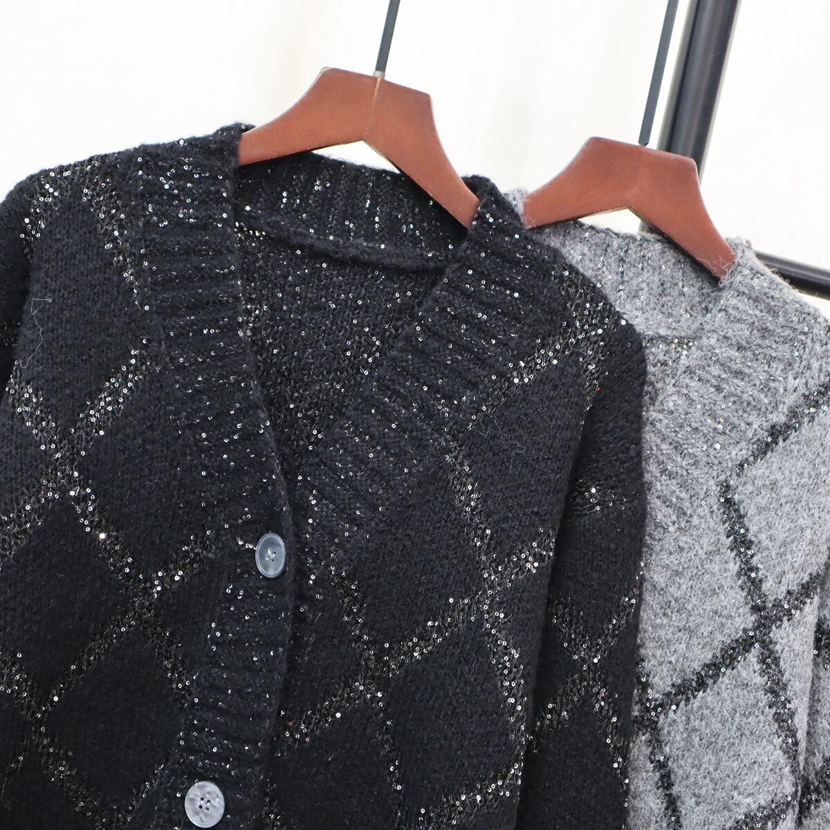 【outer】スパンコールニットカーデ　M27830
