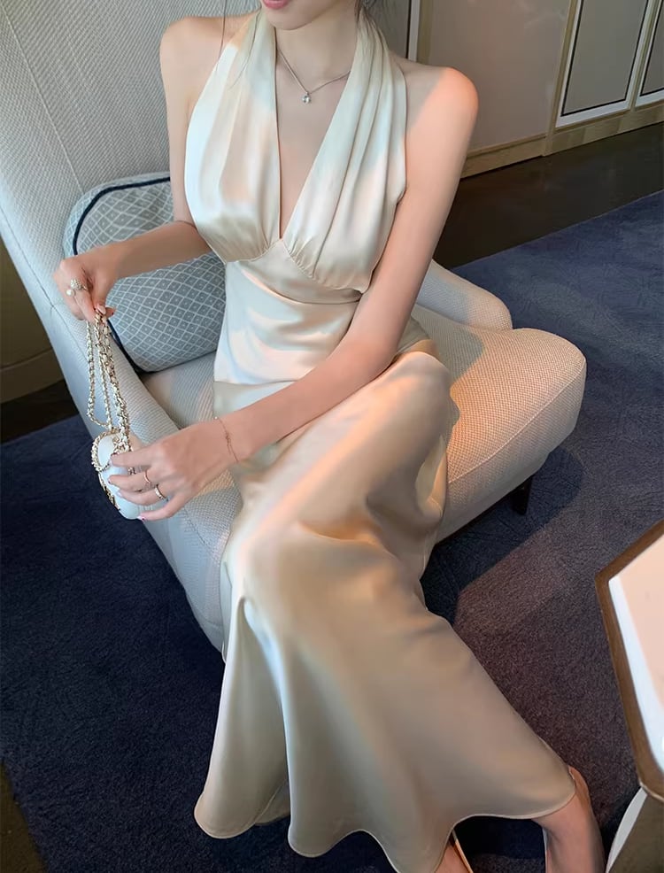 【dress】ノースリーブホルターネックロングワンピース Q7992