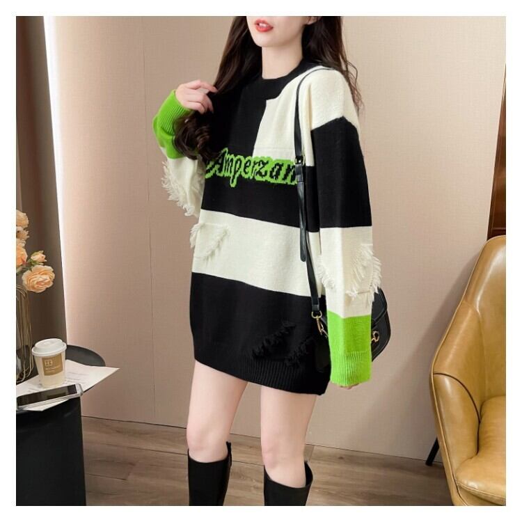 【tops】ボーダー柄ニットセーター　M27501