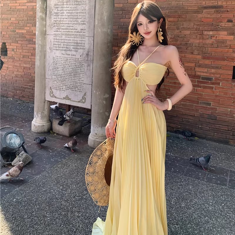 【dress】ホルターネックバックオーポンロングプリーツワンピース Q8371