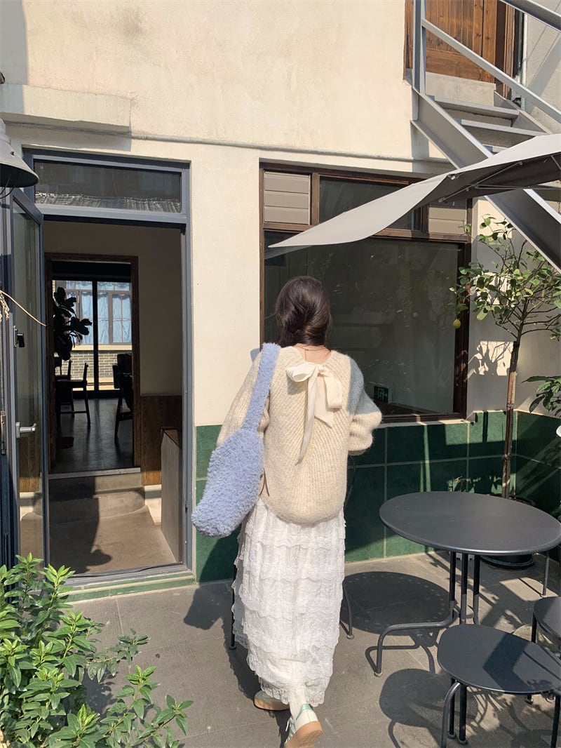 【tops】バックボン付きニットセーター　M27958