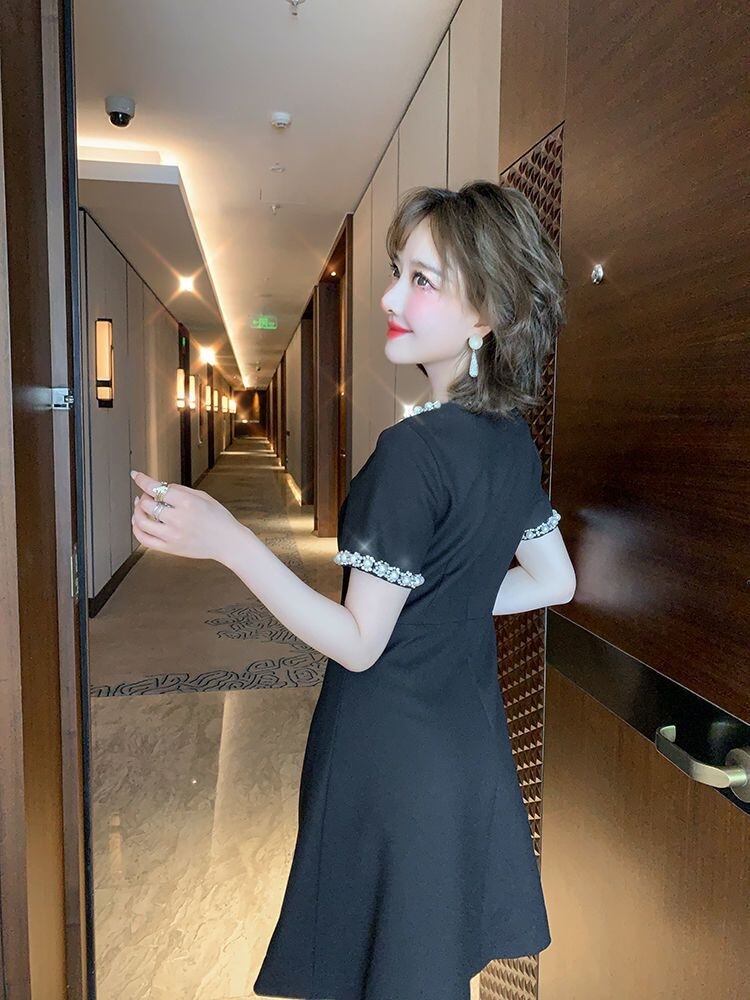 【dress】美人度アップラウンドネック半袖ビーズ飾り無地韓国ファッションワンピースF5030