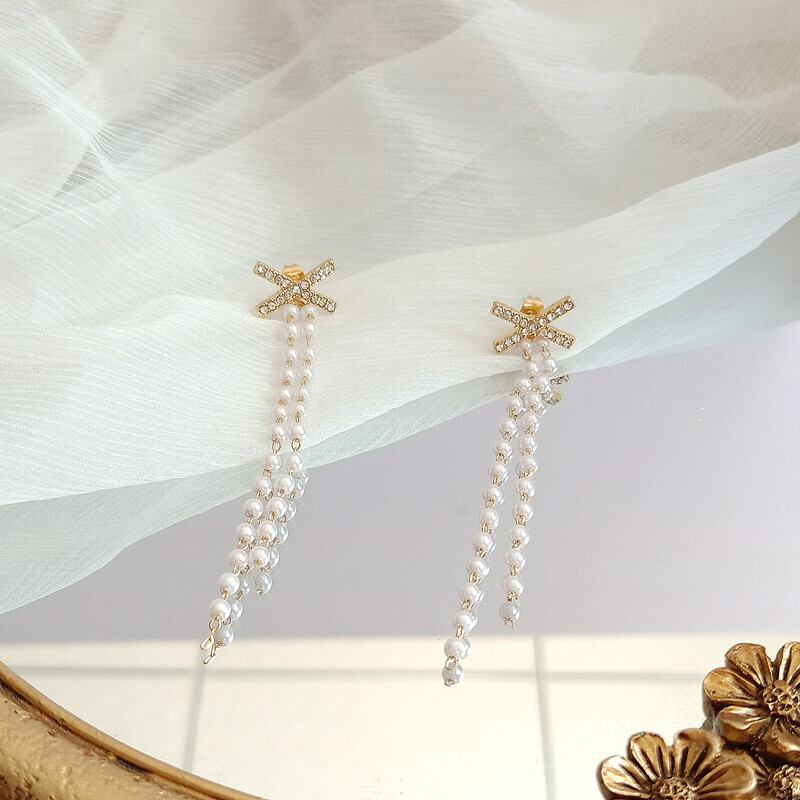 【小物】ファッションシンプルラインストーンフリンジピアスアクセサリー