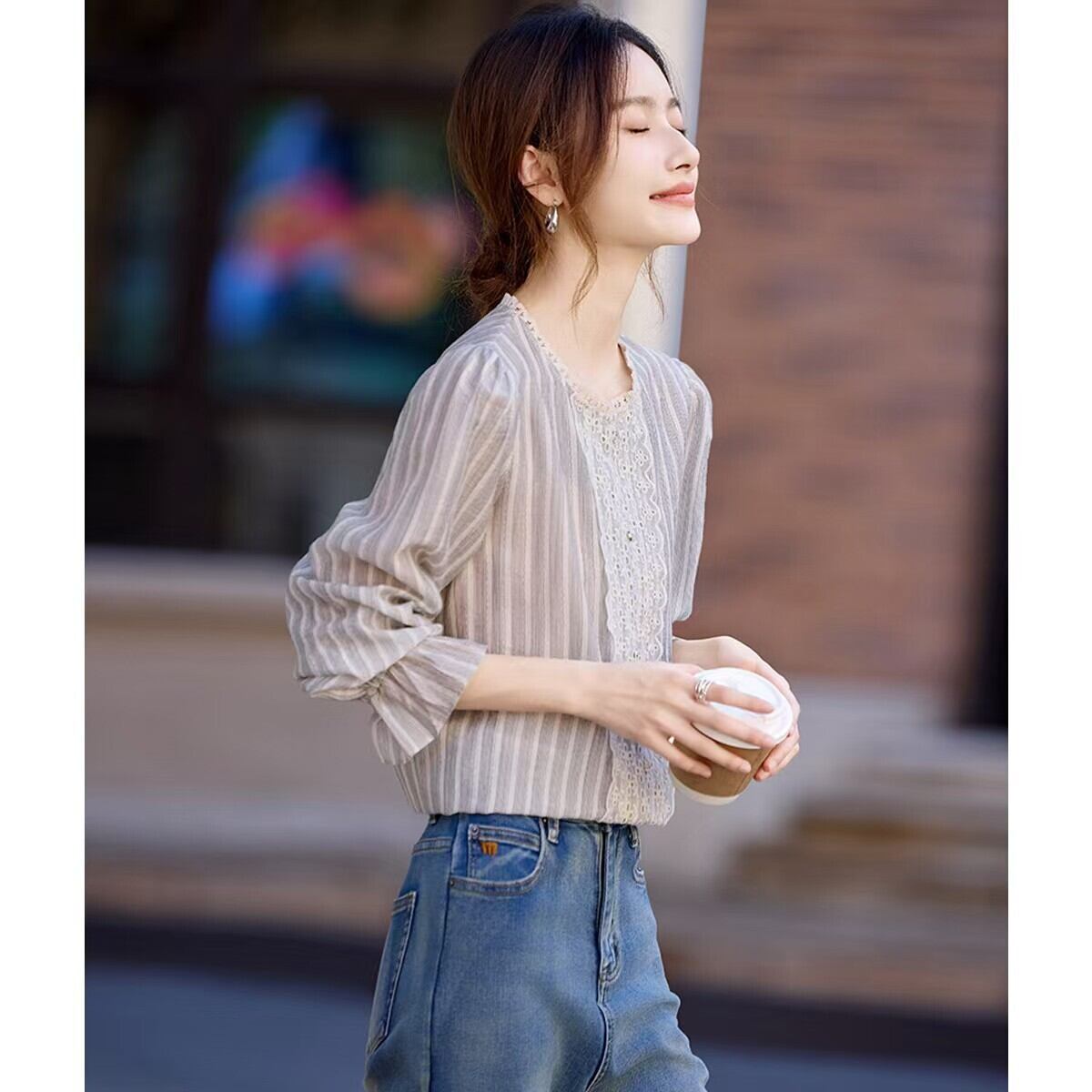 【tops】レース切り替えブラウス　M29668