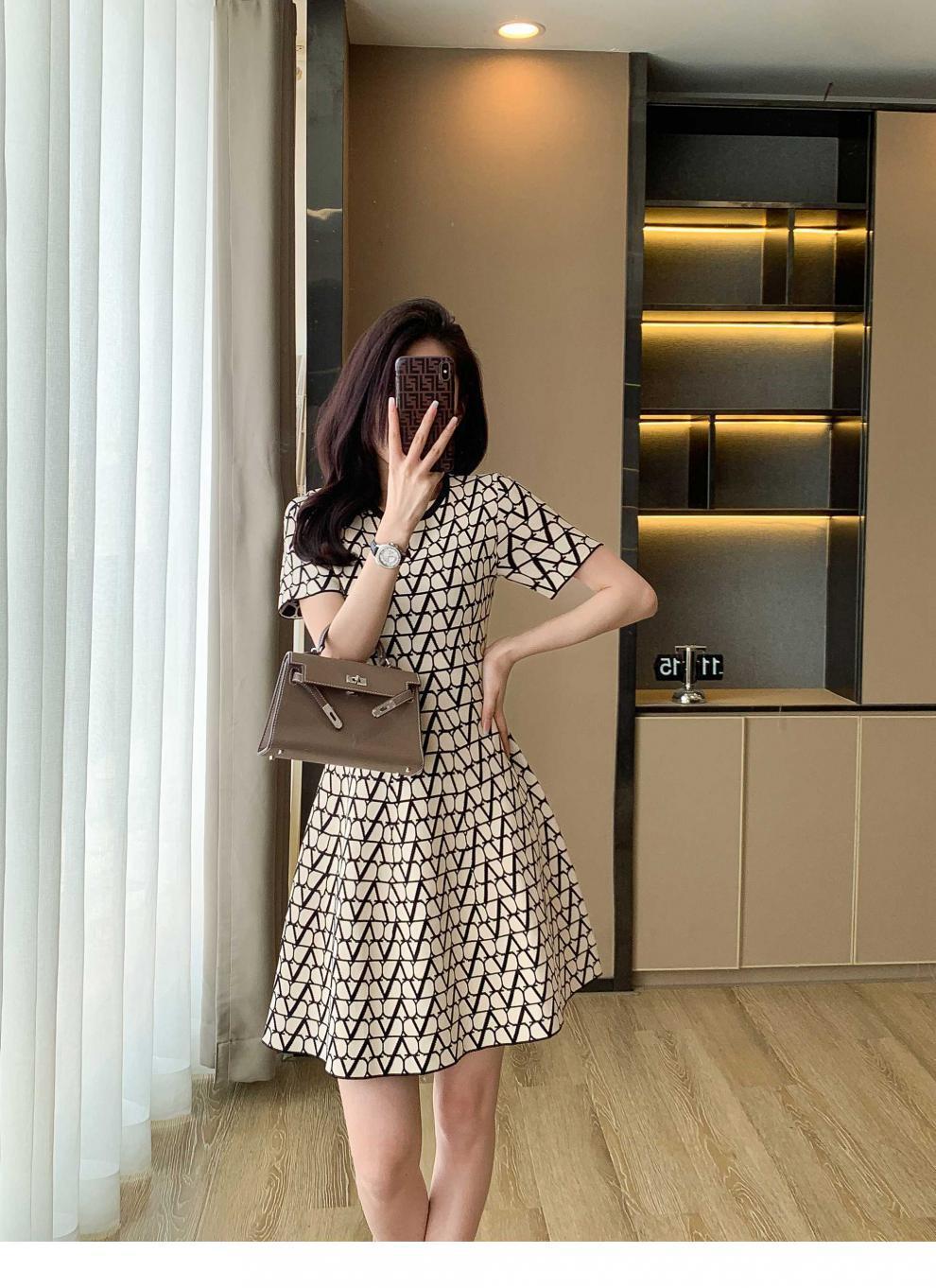 【dress】好感度満載！ラウンドネック半袖プリント配色AラインワンピースF5600