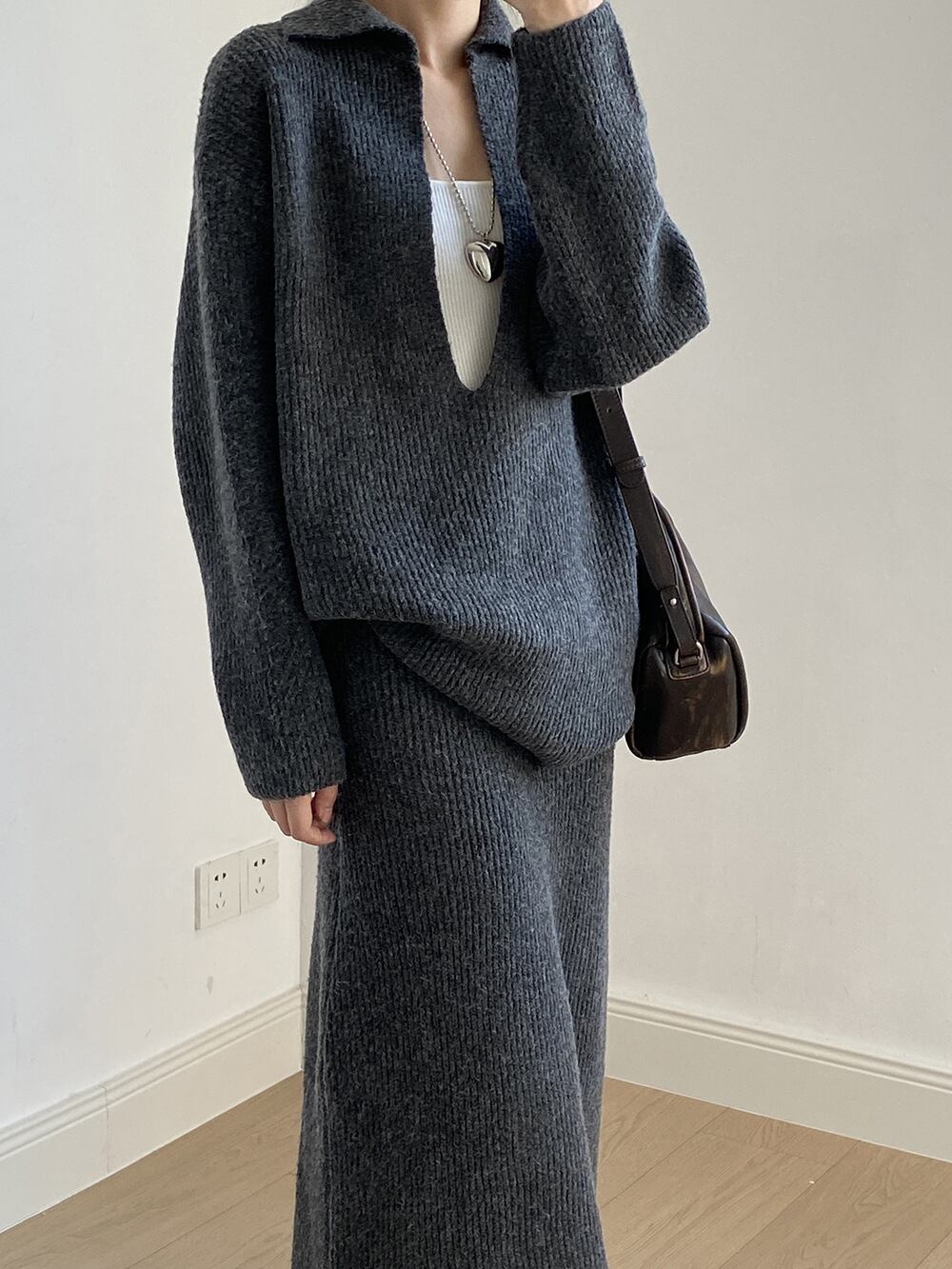 【set】Vネックニットトップス×ロングスカートセット　N3441