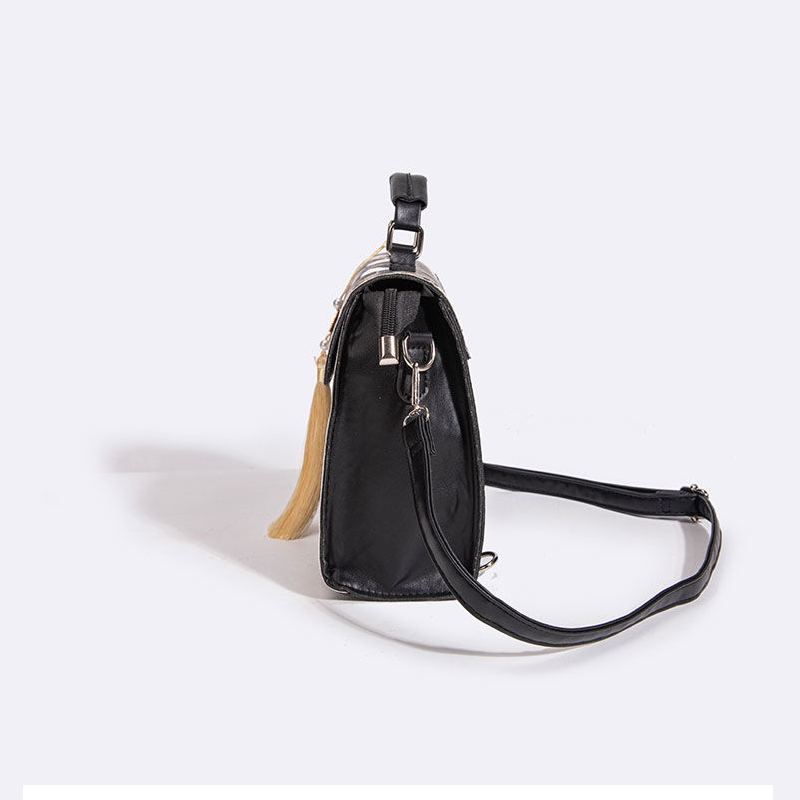 【GOODS】痛バッグ 刺繍 ショルダーバッグ Ｑ2271