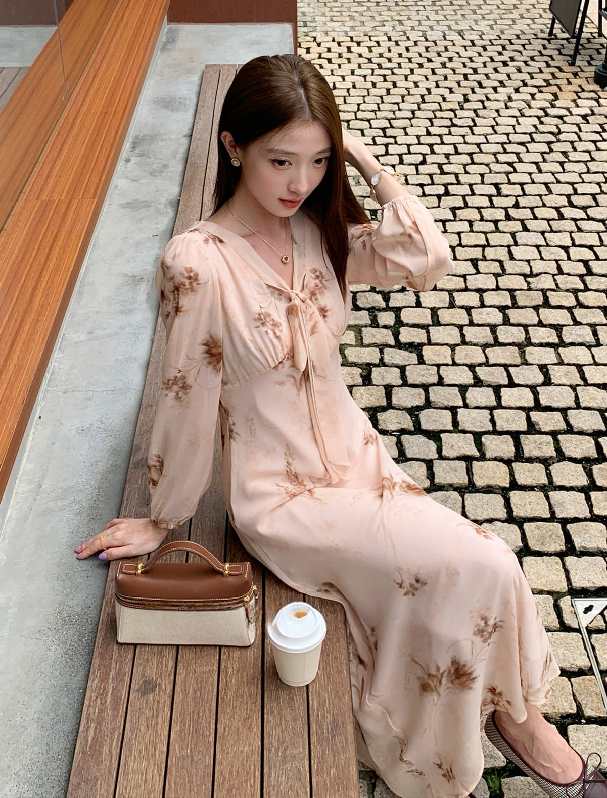 【dress】ボウタイフラワー柄ロングワンピース Q8919