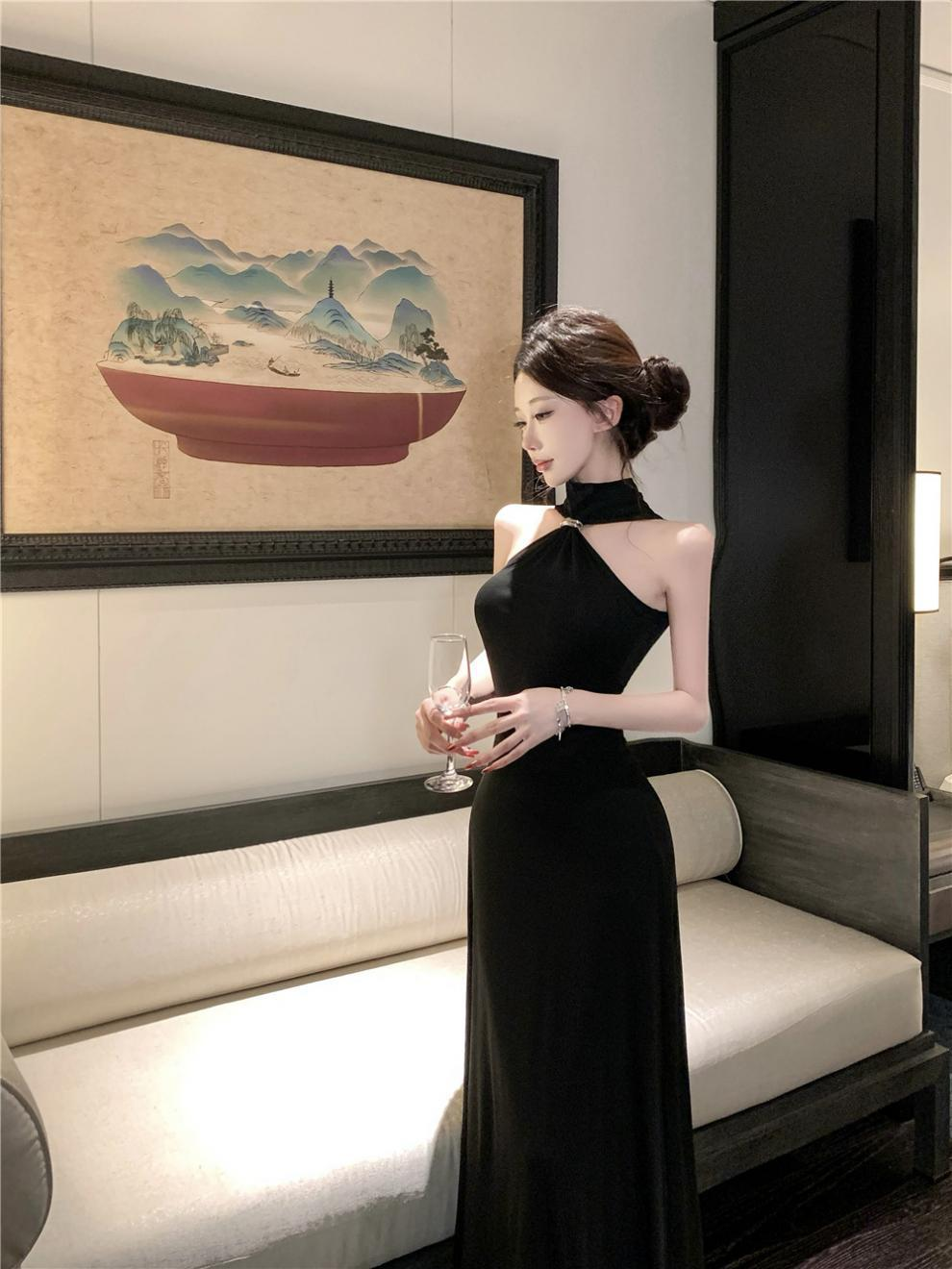 【dress】ホルターネックタイトロングワンピース Q8186