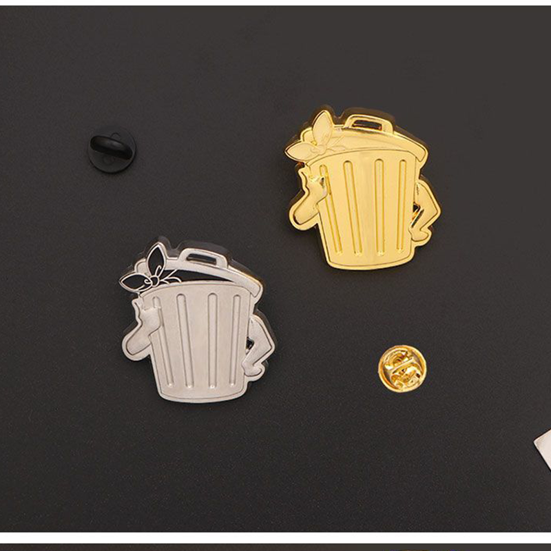 【GOODS】崩壊スターレイル 王のゴミ箱 プローチ Q2189