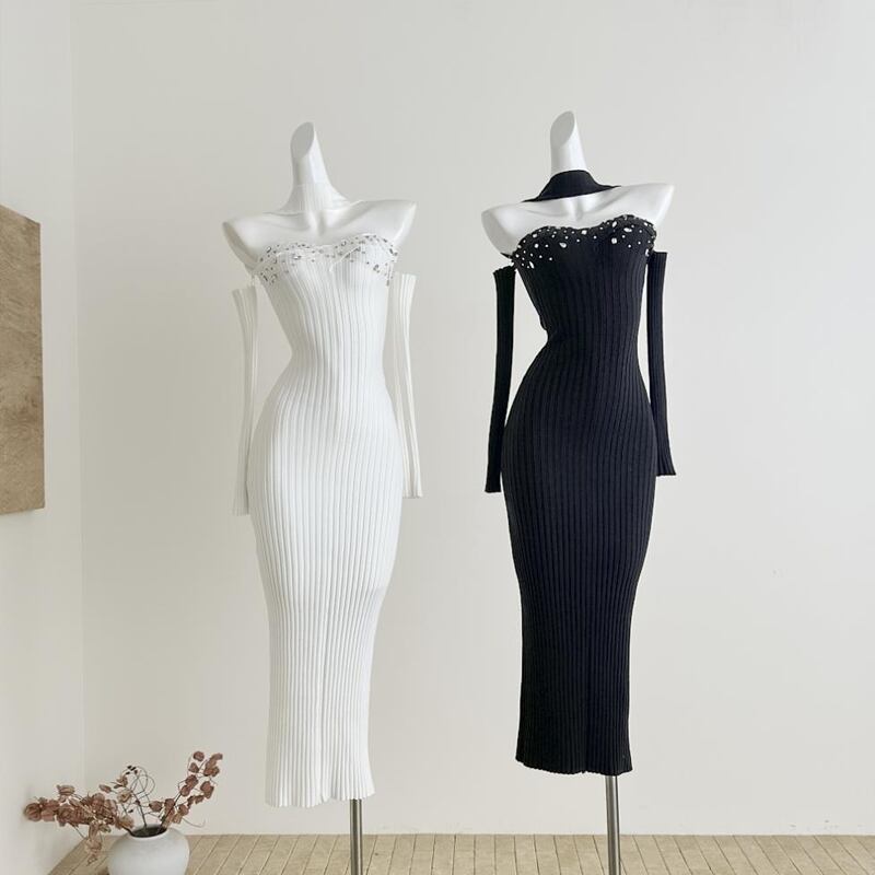 【dress】胸パット付きホルターネックニットワンピース Q7741