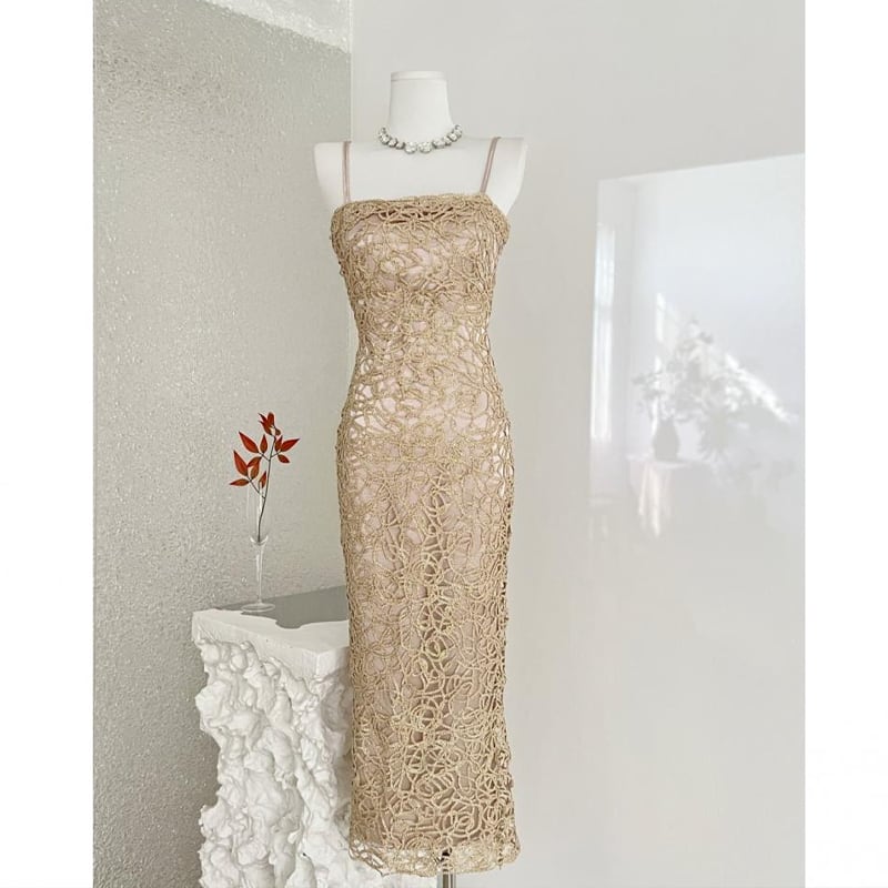 【dress】立体感刺繍キャミワンピース Q7639