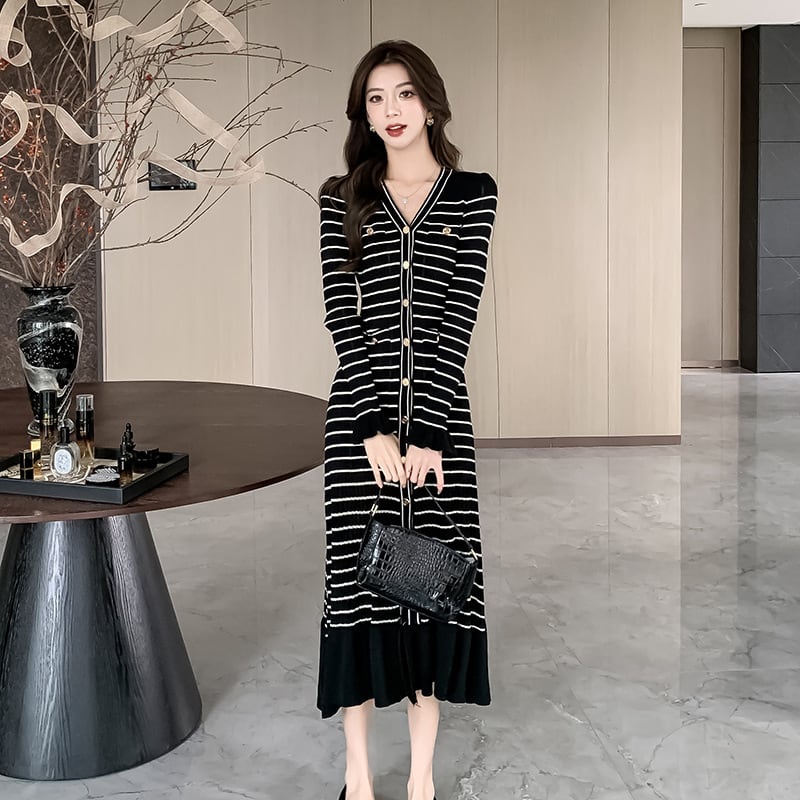 【dress】Vネックニットワンピース　M26334