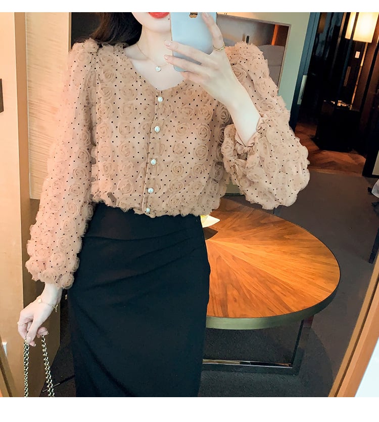【tops】立体フラワーシャツトップス　M28607
