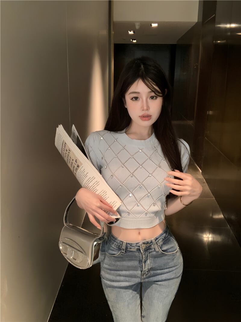 【tops】細身効果抜群♪夏新作3色ラウンドネック半袖ビーズ飾り体型カバー着回し薄手ニットF4718