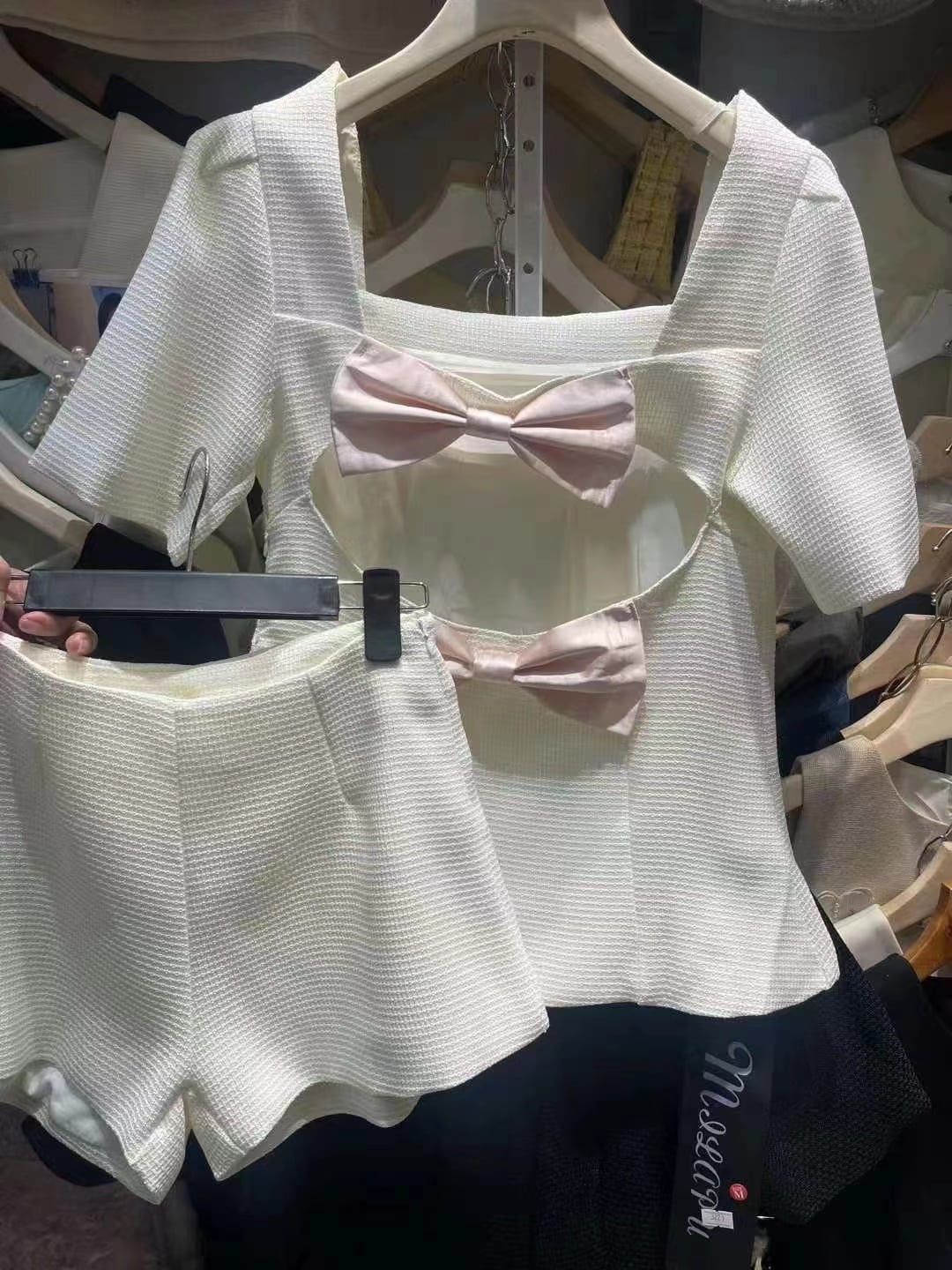 【set】バックリボン付きトップス×ショートパンツセット　M24663