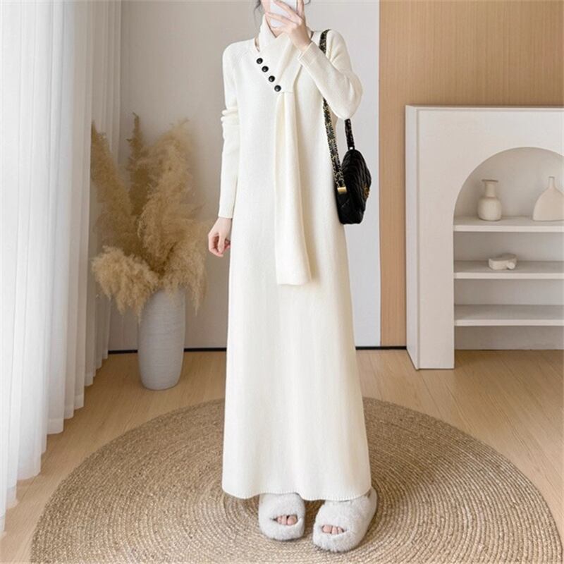 【dress】マフラー付きロングニットワンピース Q7315