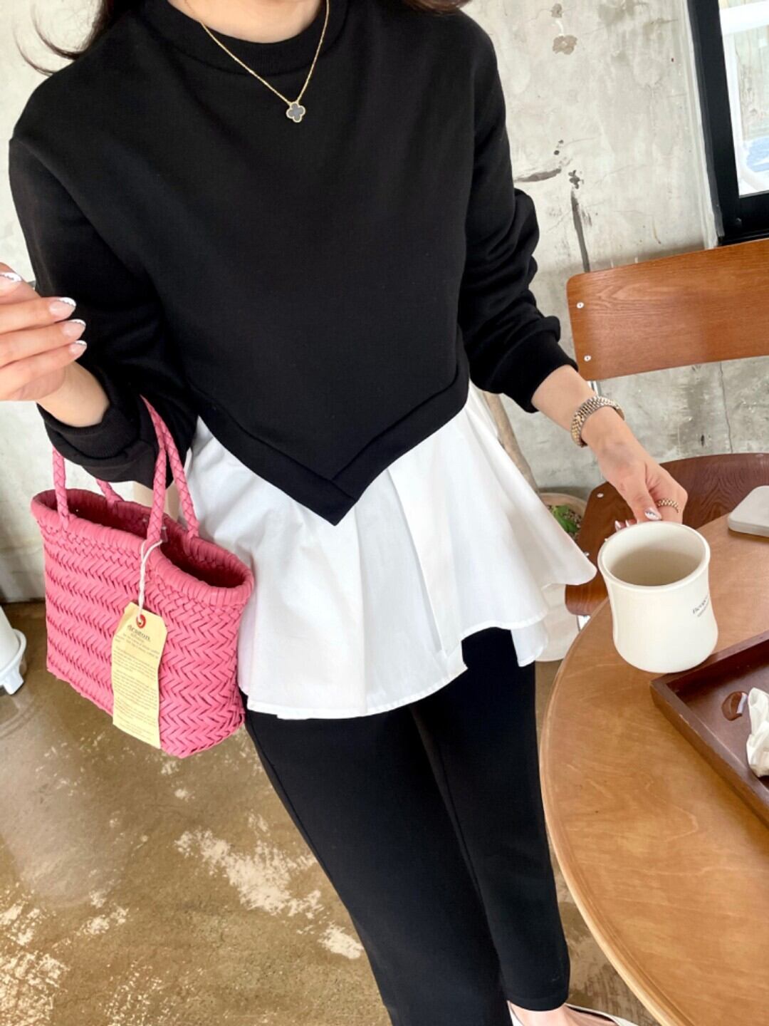 【tops】フリルドッキングパーカー　M18419