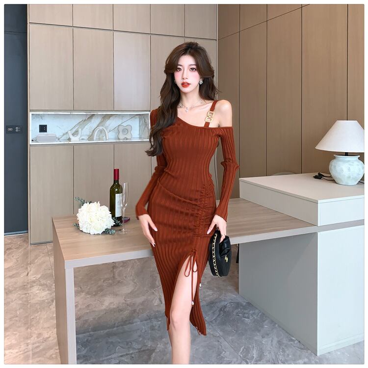 【dress】オフショルダースリットワンピース　M18216