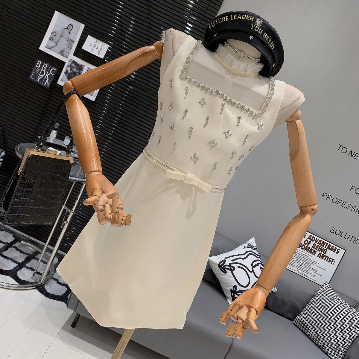 【dress】ビジューワンピース　M24002
