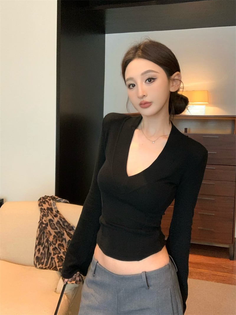 【tops】Vネック長袖Tシャツ　M27944